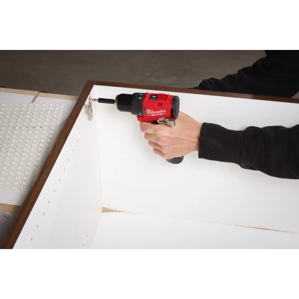 Аккумуляторная безударная дрель-шуруповерт Milwaukee M12 BLDDRC-0 (замена для 4933441930) (Арт. 4933499683)