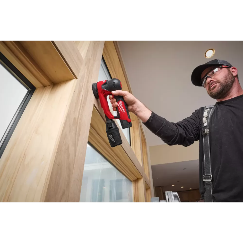 Аккумуляторная эксцентриковая шлифовальная машина Milwaukee M12 FSDR75-0B FUEL (Арт. 4933498232)