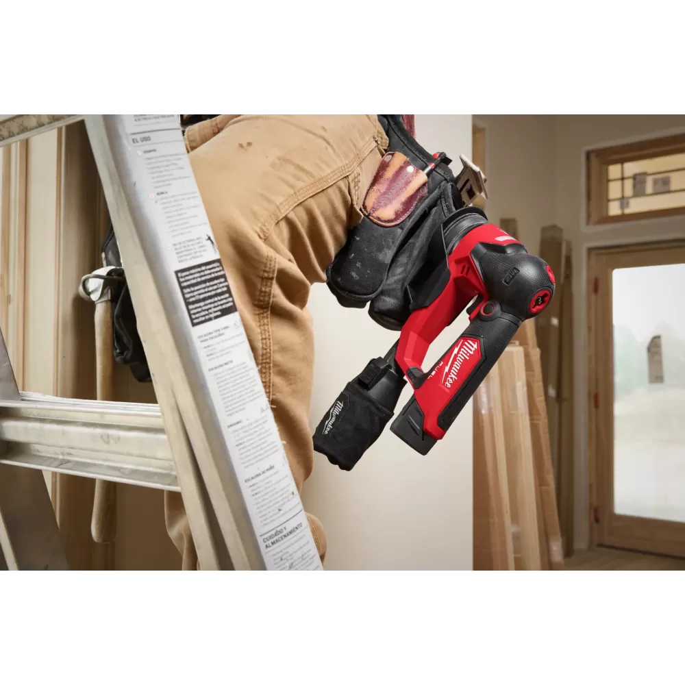 Аккумуляторная эксцентриковая шлифовальная машина Milwaukee M12 FSDR75-0B FUEL (Арт. 4933498232)