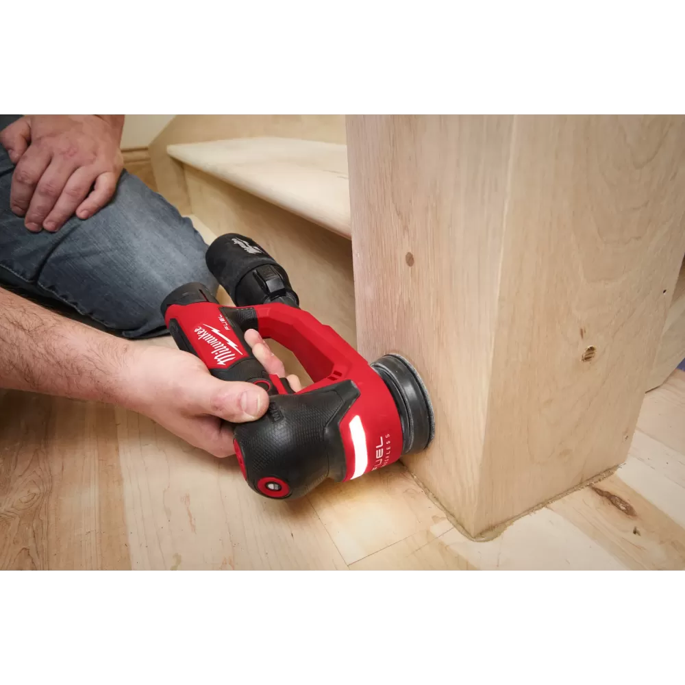 Аккумуляторная эксцентриковая шлифовальная машина Milwaukee M12 FSDR75-0B FUEL (Арт. 4933498232)