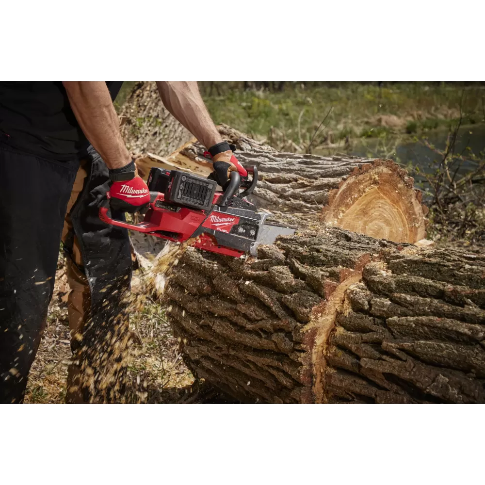 Аккумуляторная цепная пила Milwaukee M18 F2CHS50-802 FUEL (Арт. 4933480121)