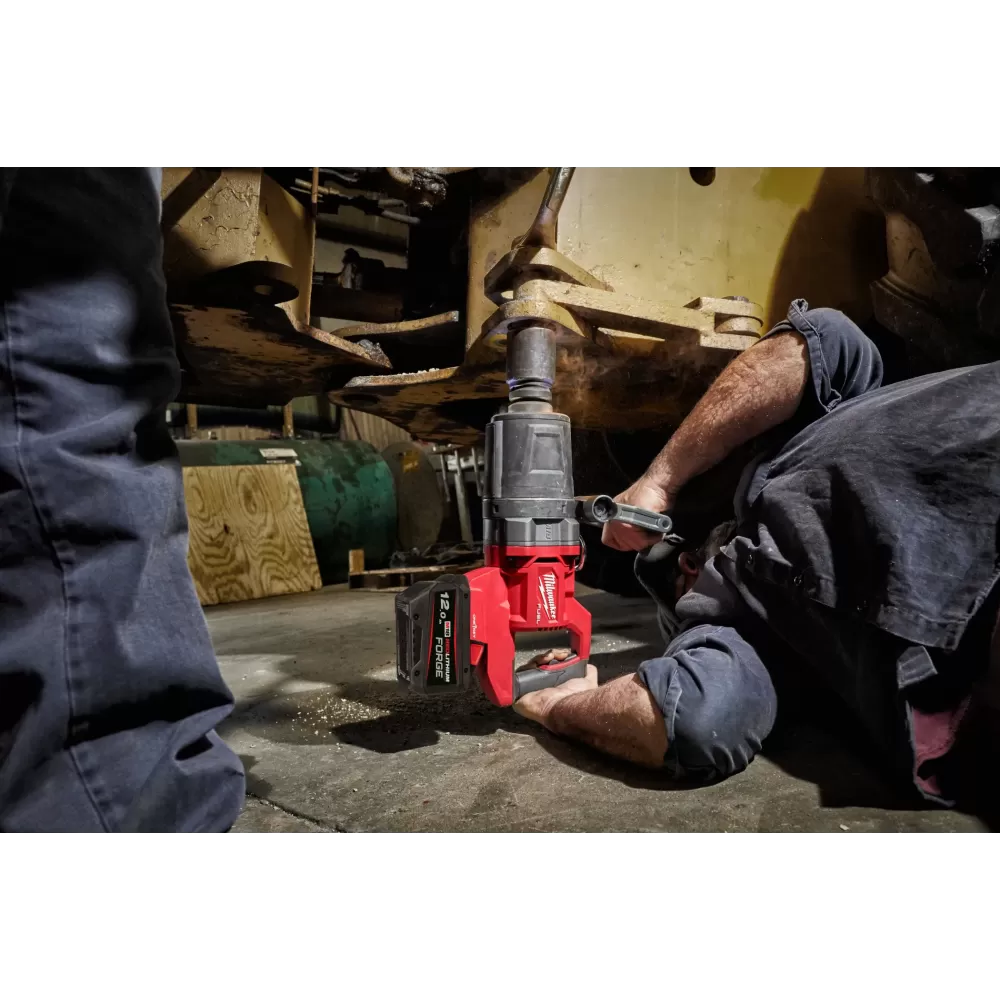 Акк. гайковёрт M18 ONEFHIWF1DS-121C 1'' с D-образной рукояткой (укороченный) [FORGE™] (замена для 4933472072) (Арт. 4933499253)