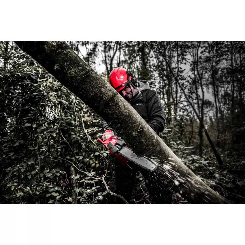Аккумуляторная цепная пила Milwaukee M18 FCHS-122 FUEL  (Арт. 4933499217)