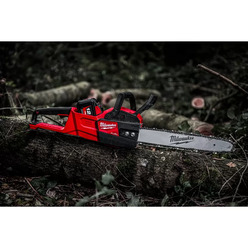 Аккумуляторная цепная пила Milwaukee M18 FCHS-122 FUEL  (Арт. 4933499217)