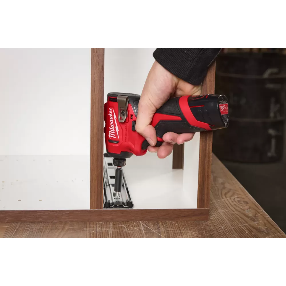 Аккумуляторный субкомпактный импульсный винтоверт Milwaukee M12 BLIDRC-0 (замена для 4933441955) (Арт. 4933499689)