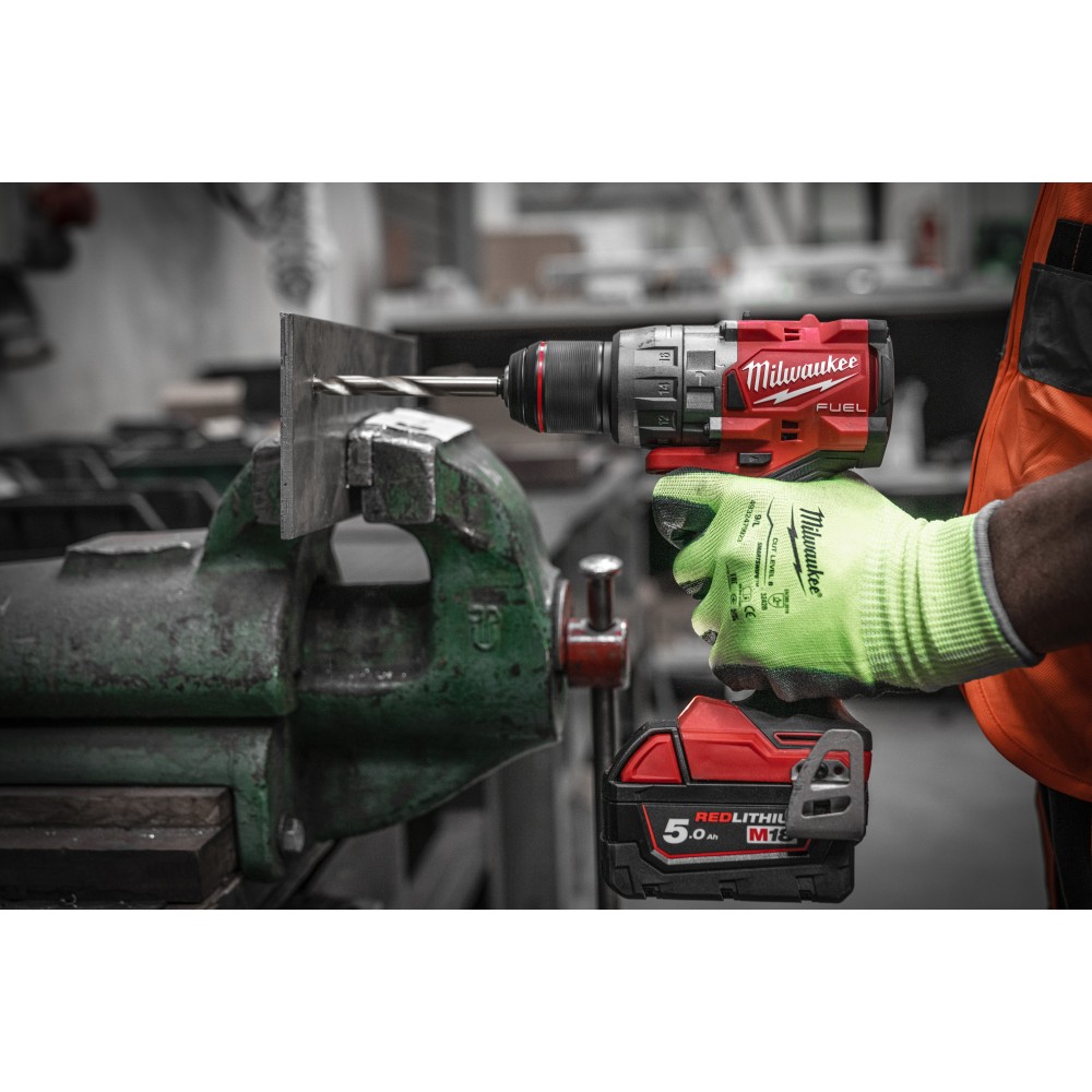 Аккумуляторная ударная дрель-шуруповерт Milwaukee M18 FPD3-0 (Арт. 4933498060)