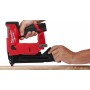 Аккумуляторный гвоздезабиватель Milwaukee M12 FCN18GS-202X