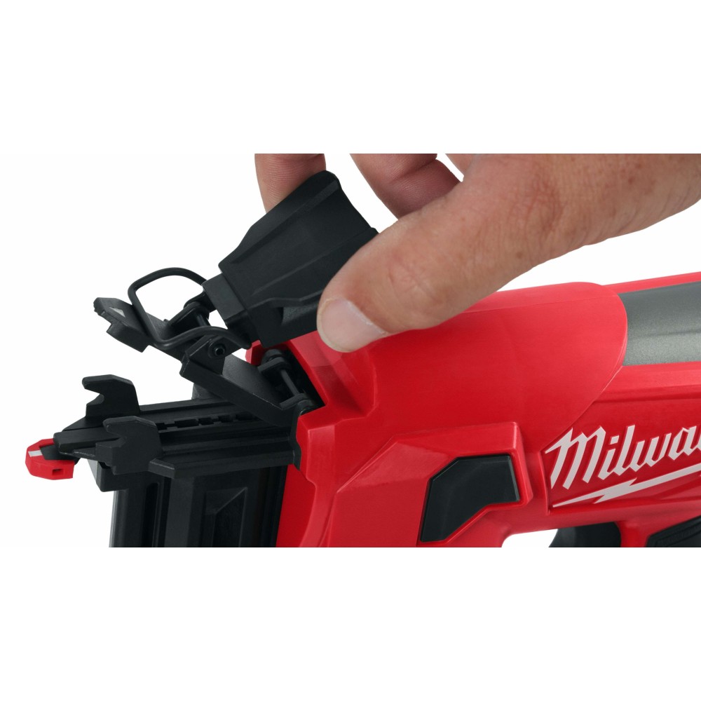 Аккумуляторный гвоздезабиватель Milwaukee M12 FCN18GS-0X