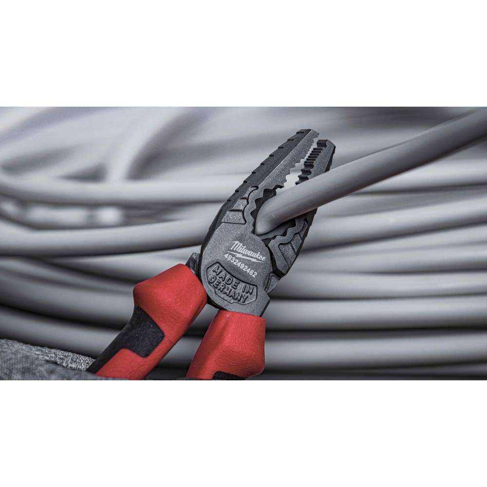 Плоскогубцы комбинированные Milwaukee Combination Plier 180мм
