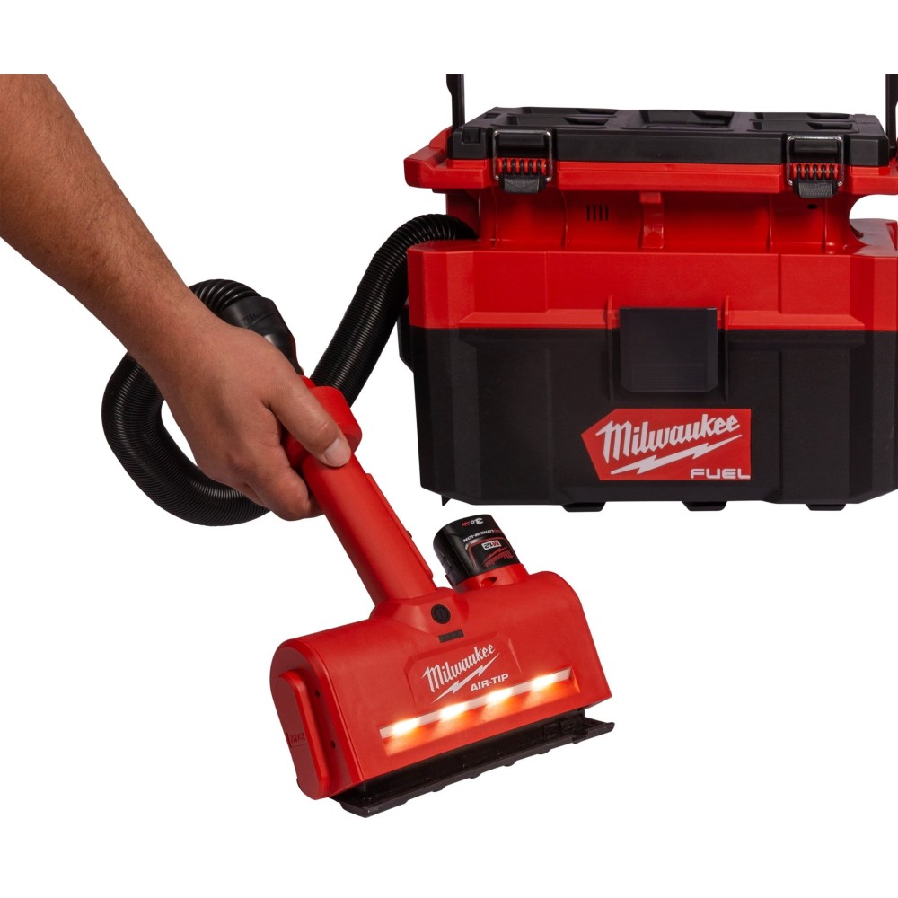 Аккумуляторная насадка на пылесос для напольного покрытия Milwaukee M12 AIR-TIP