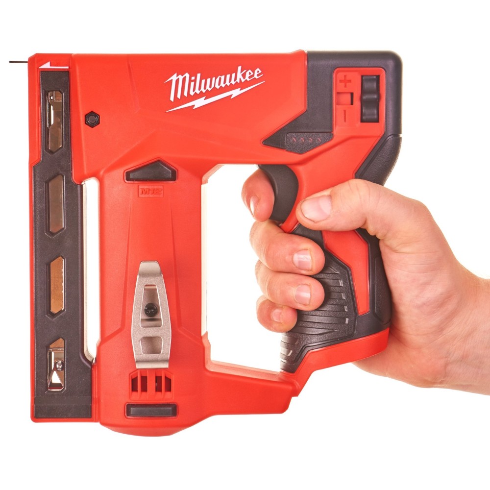 Аккумуляторный степлер Milwaukee M12 BST-0