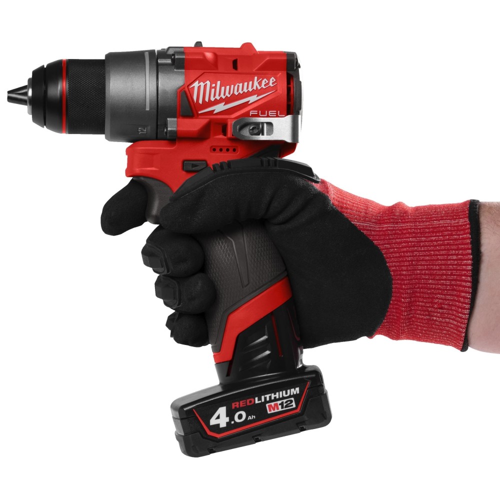 Аккумуляторная дрель-шуруповерт Milwaukee M12 FUEL FDD2-402X