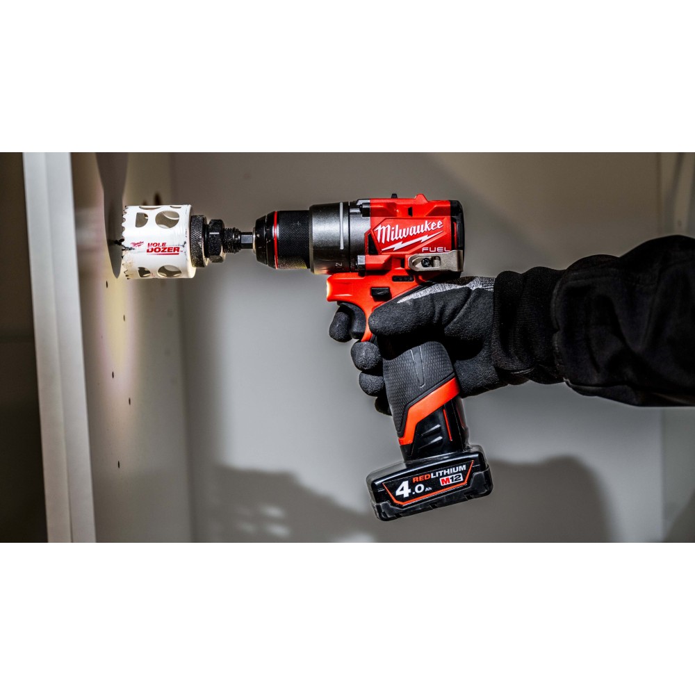 Аккумуляторная дрель-шуруповерт Milwaukee M12 FUEL FDD2-402X