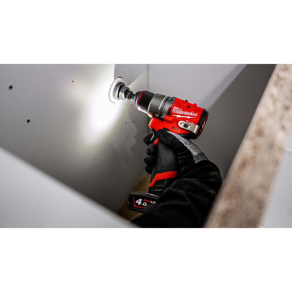 Аккумуляторная дрель-шуруповерт Milwaukee M12 FUEL FDD2-202X