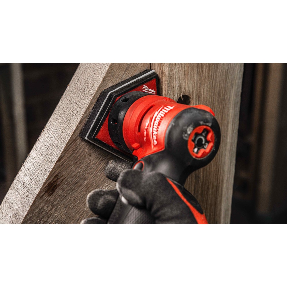 Аккумуляторная дельтавидная шлифовальная машина Milwaukee M12 FUEL FDSS-422X