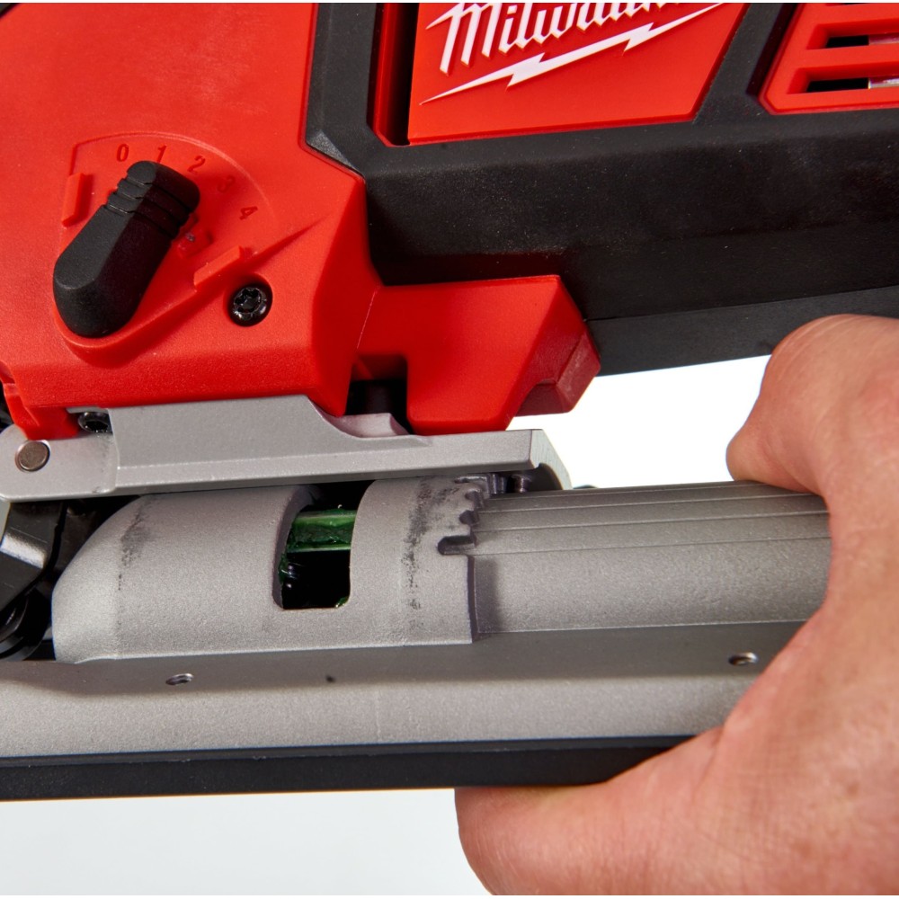 Лобзик Milwaukee M18 BJS-402C