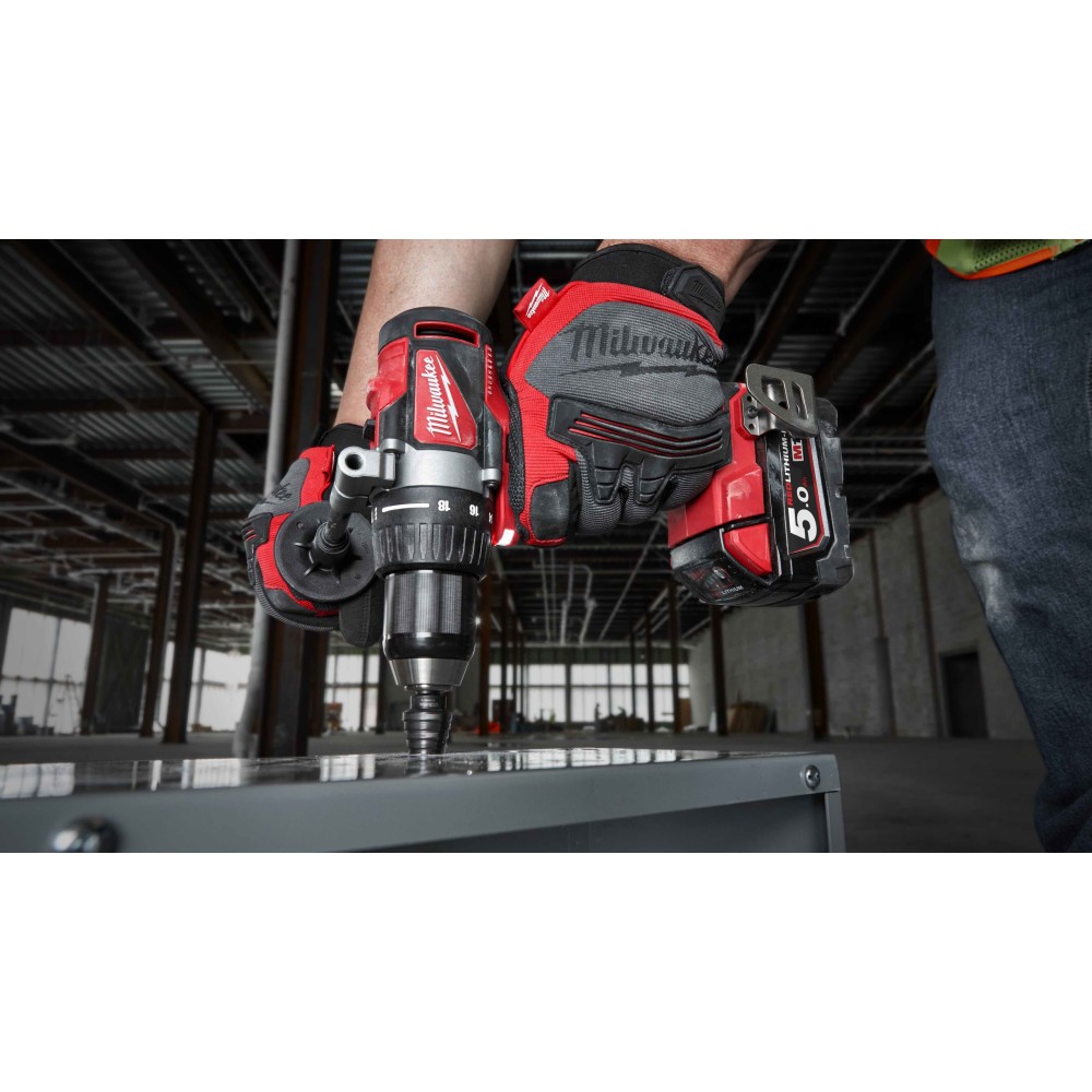 Аккумуляторная дрель-шуруповерт Milwaukee M18 BLDD2-502X