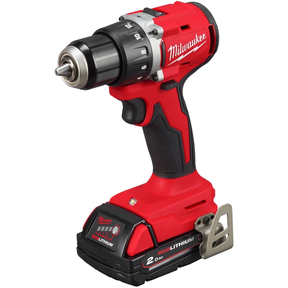 Аккумуляторная компактная дрель-шуруповерт Milwaukee M18 BLDDRC-202C