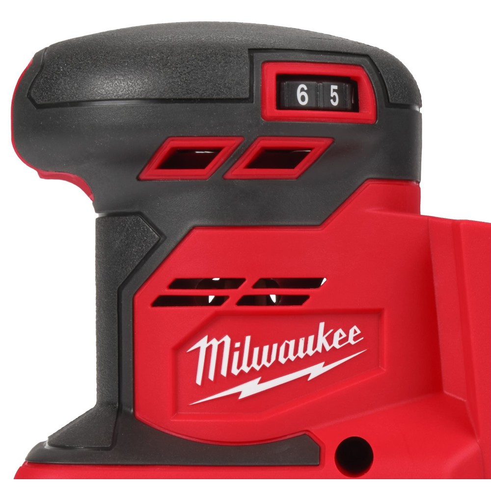 Аккумуляторная виброшлифовальная  машина Milwaukee M18 BQSS-502B