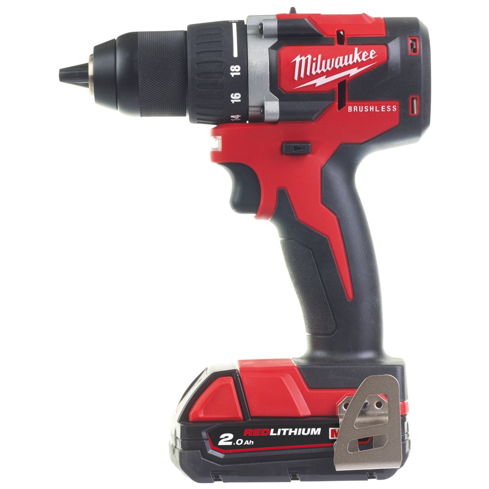 Аккумуляторная дрель-шуруповерт Milwaukee M18 CBLDD-202C