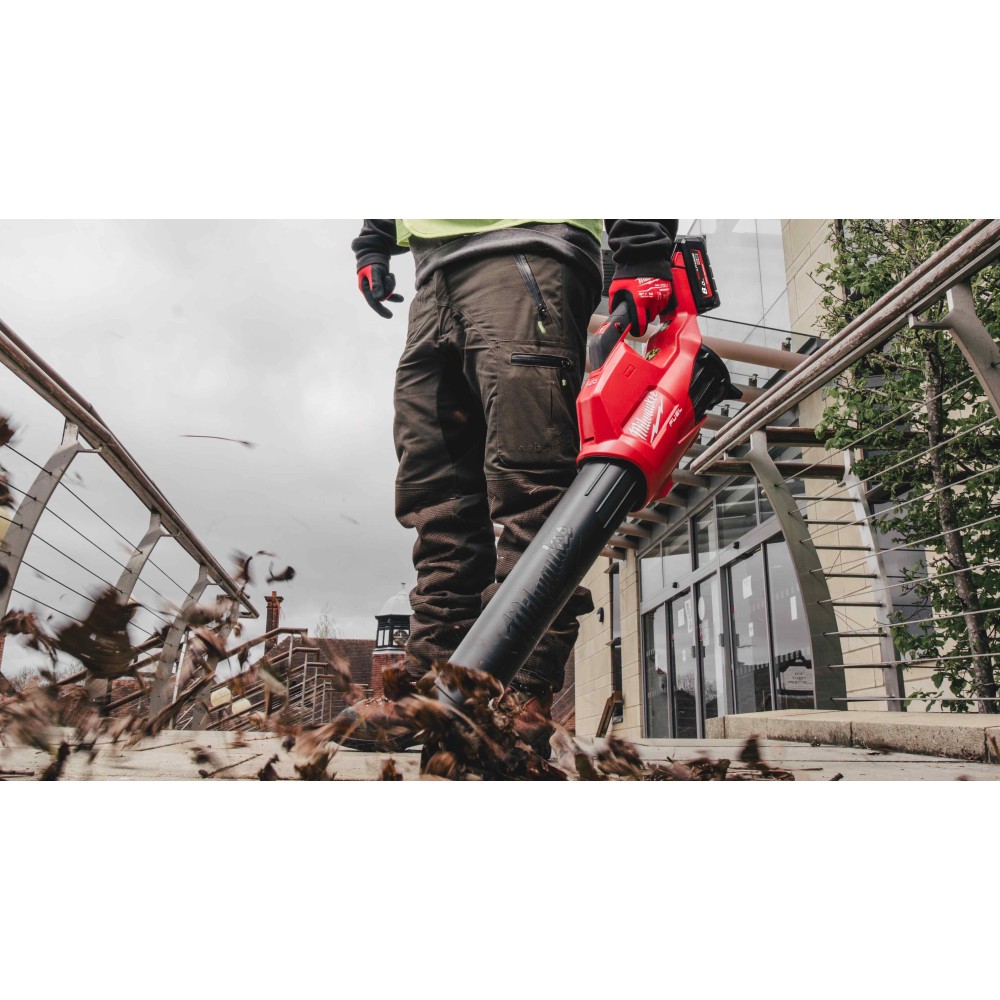 Воздуходувка Milwaukee M18 FBL-0 FUEL