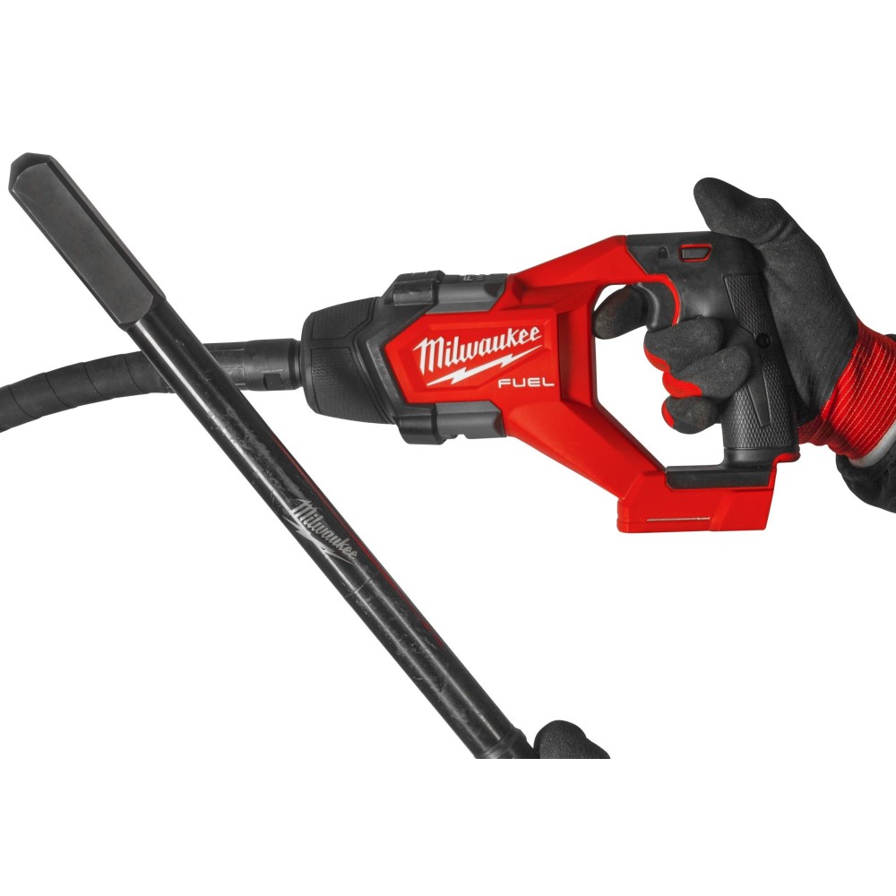 Аккумуляторный вибратор для бетона Milwaukee M18 FUEL FCVN12-0