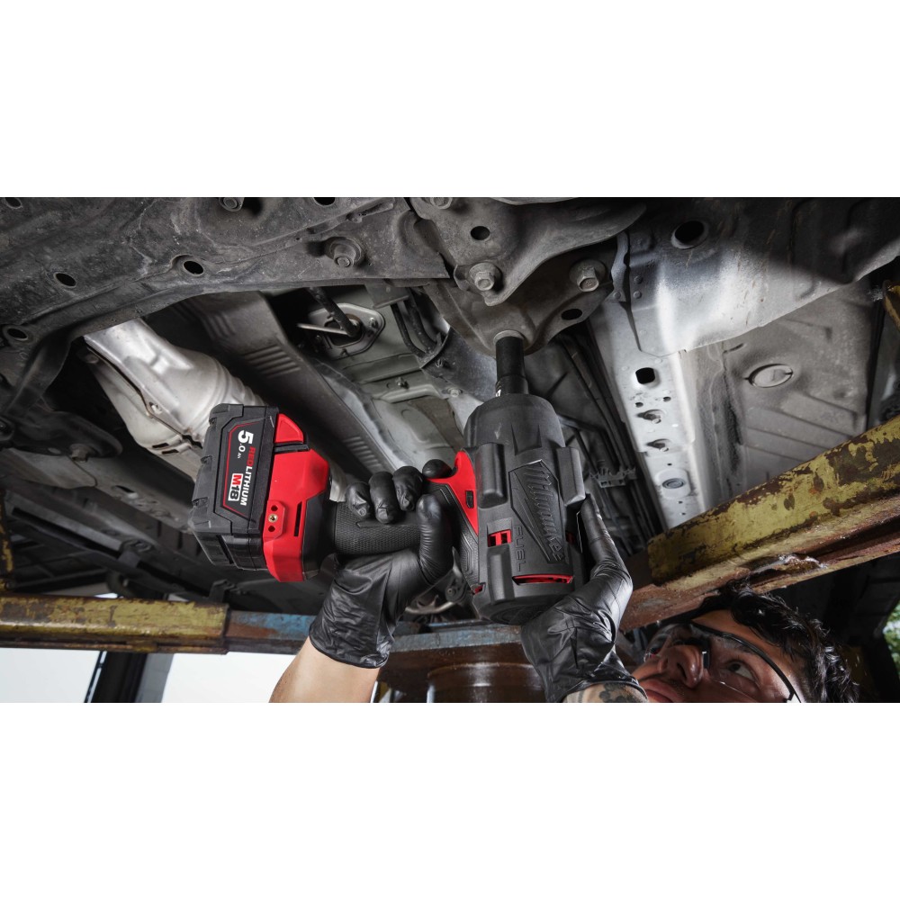 Аккумуляторный гайковёрт Milwaukee M18 FUEL FHIW2F12-502X