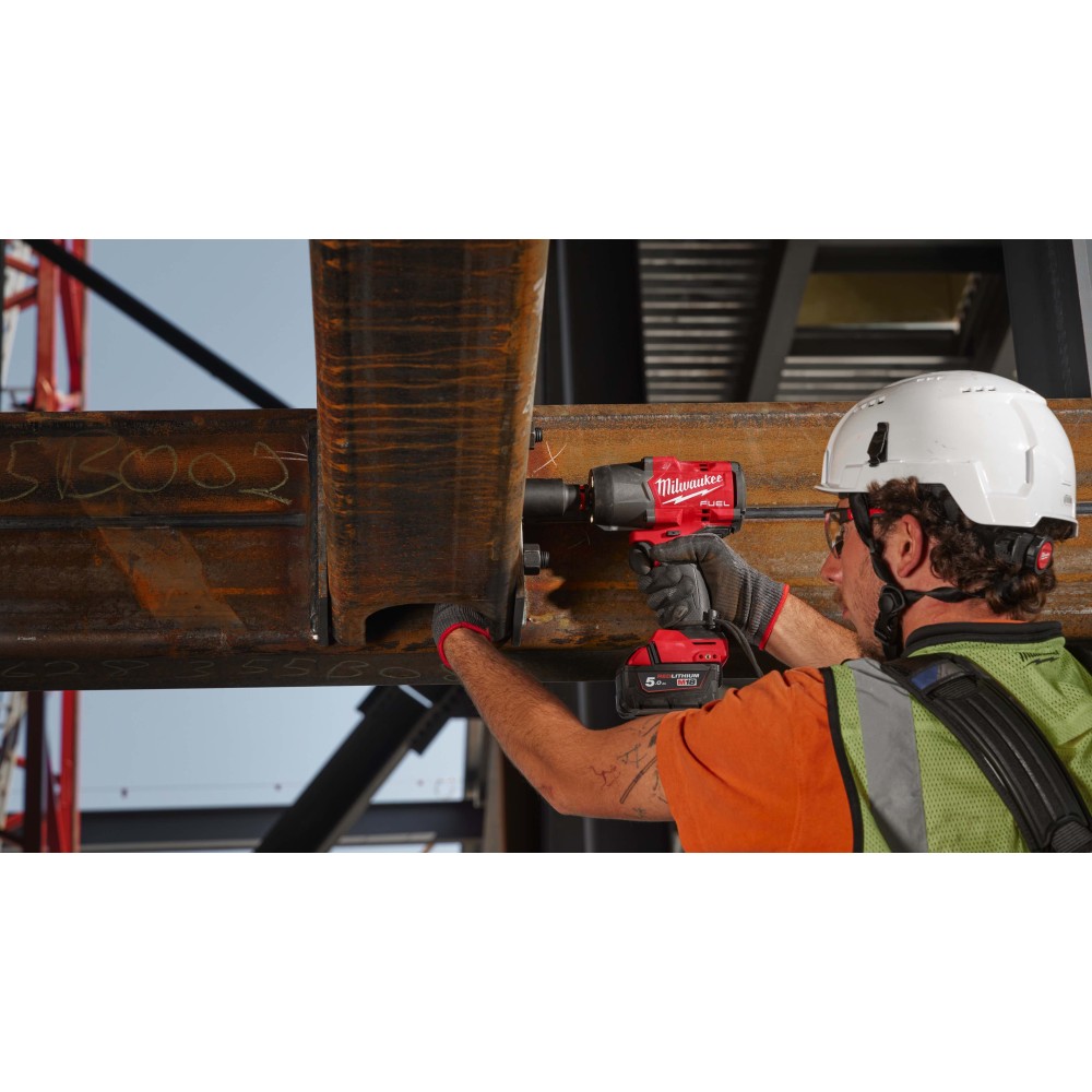 Аккумуляторный гайковёрт Milwaukee M18 FUEL FHIW2F12-502X