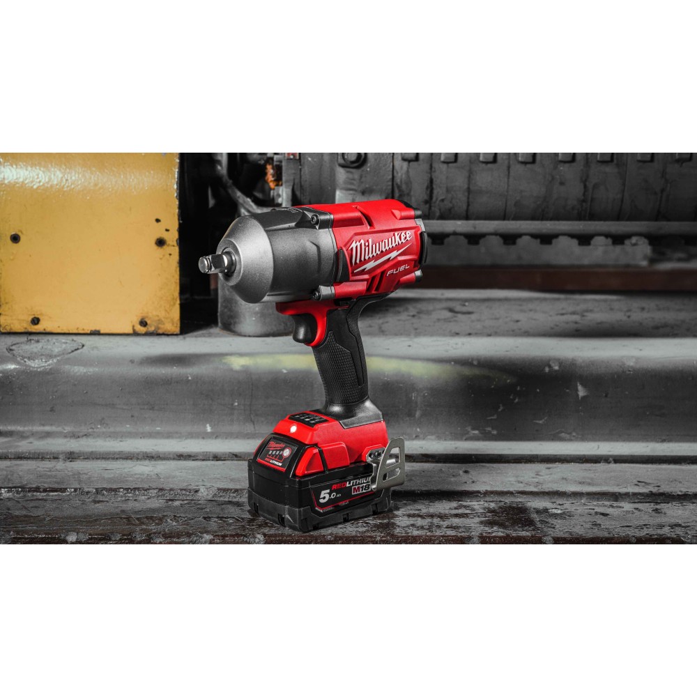 Аккумуляторный импульсный гайковерт Milwaukee M18 FUEL FHIWF12-502X