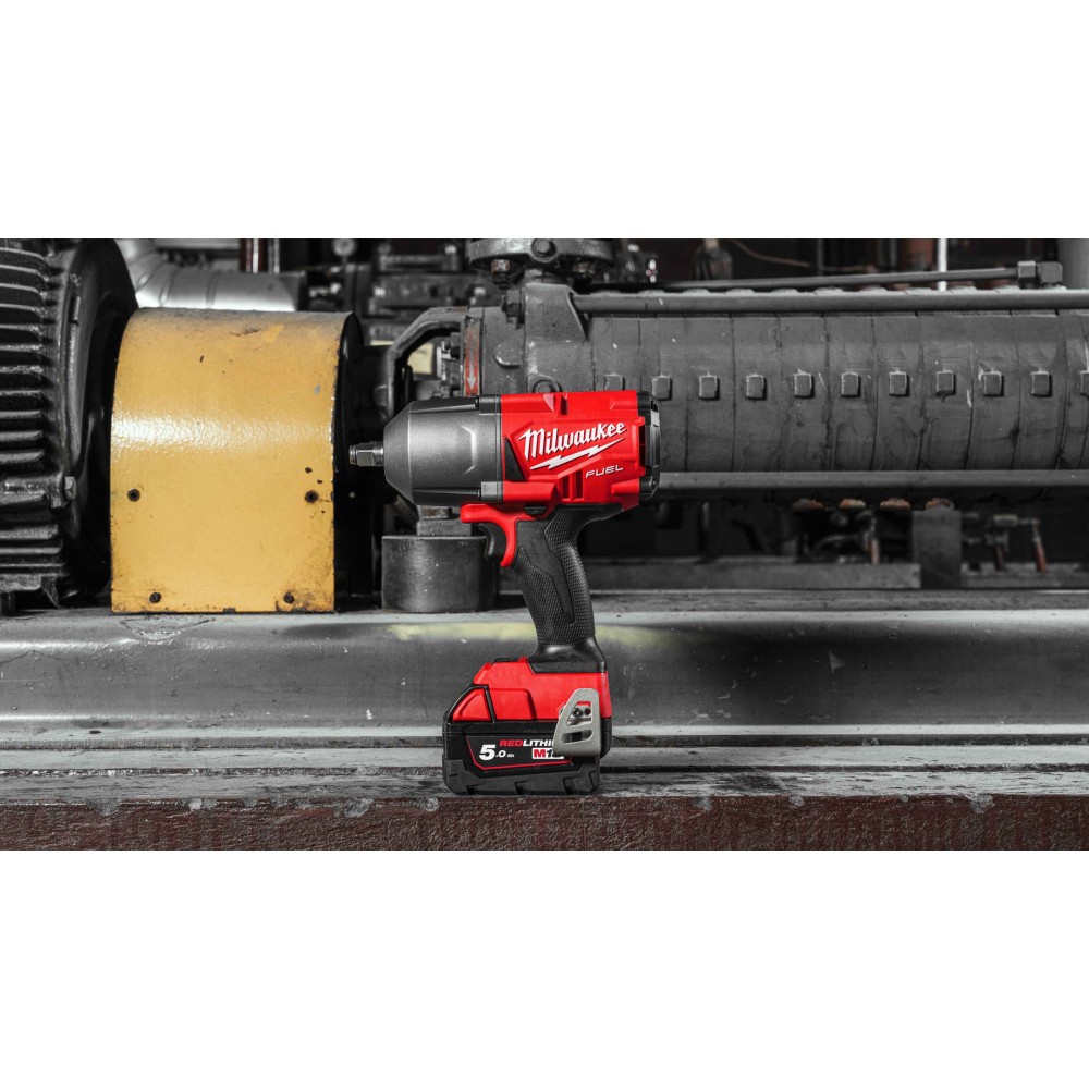 Аккумуляторный импульсный гайковерт Milwaukee M18 FUEL FHIWF12-502X