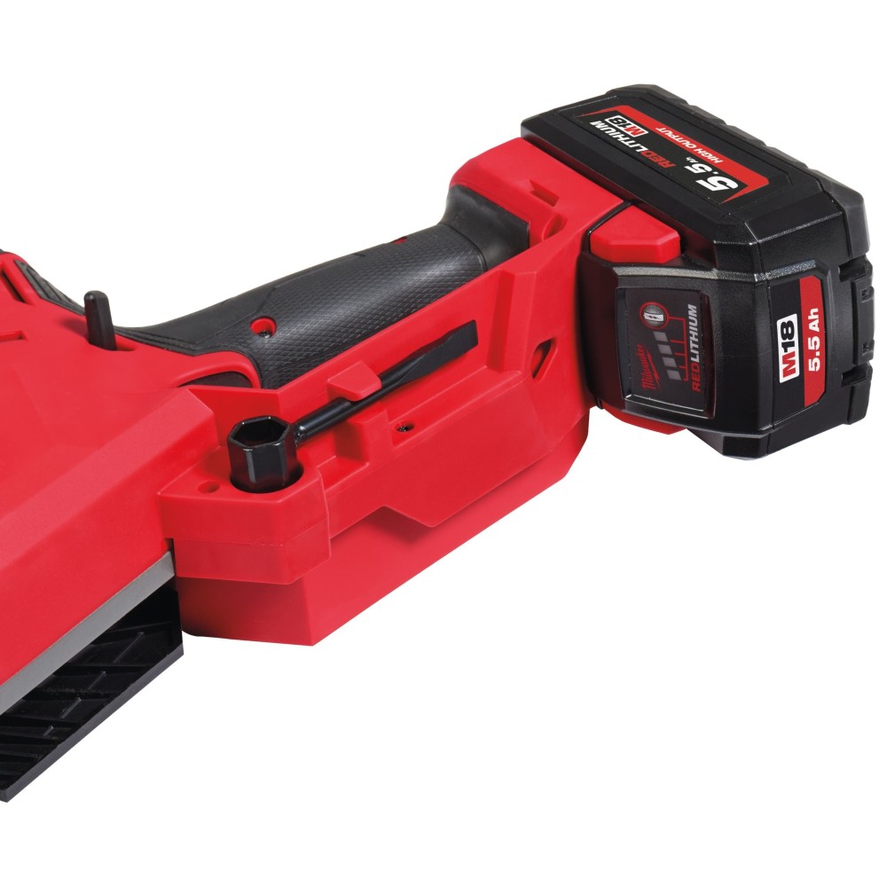 Аккумуляторная цепная пила Milwaukee M18 FUEL FHS20-552Х