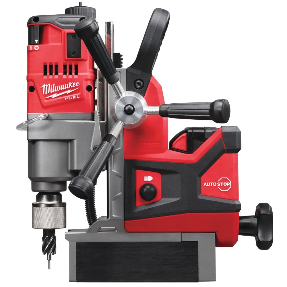 Аккумуляторная дрель на магнитной станине с постоянным магнитом Milwaukee M18 FUEL FMDP-502C