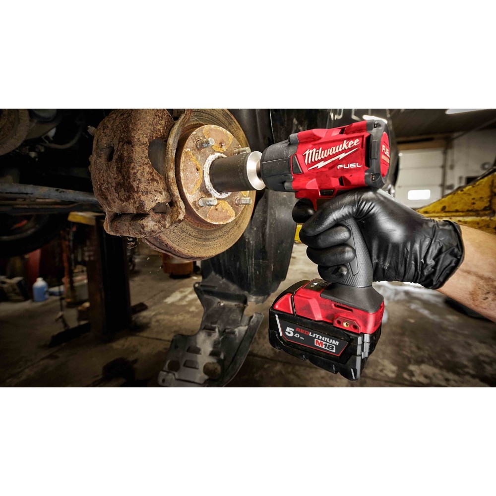 Аккумуляторный гайковёрт Milwaukee M18 FMTIW2F12-502X FUEL