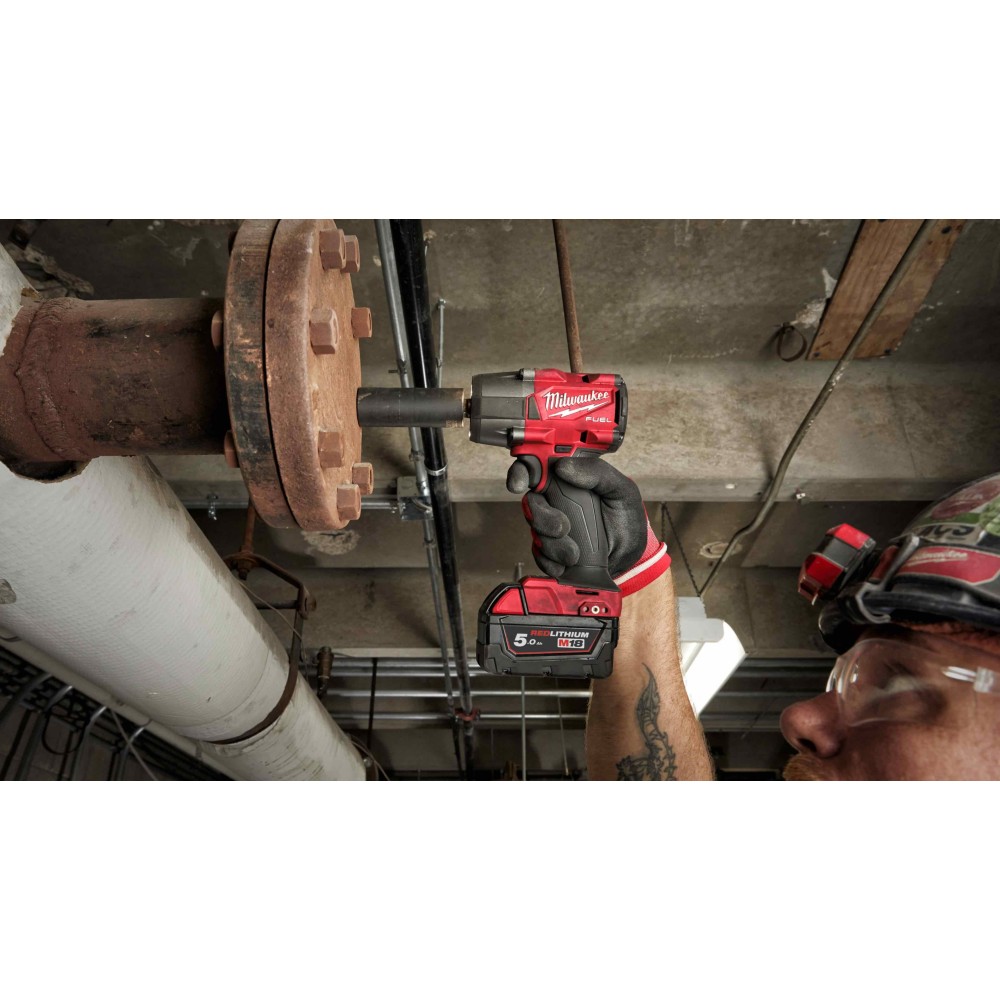 Аккумуляторный гайковёрт Milwaukee M18 FMTIW2F12-0X FUEL