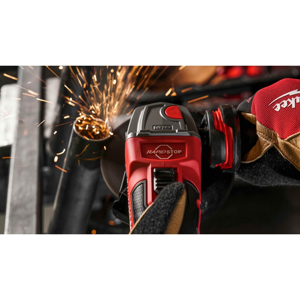 Аккумуляторная угловая шлифовальная машина Milwaukee M18 FUEL FSAG125XB-502X