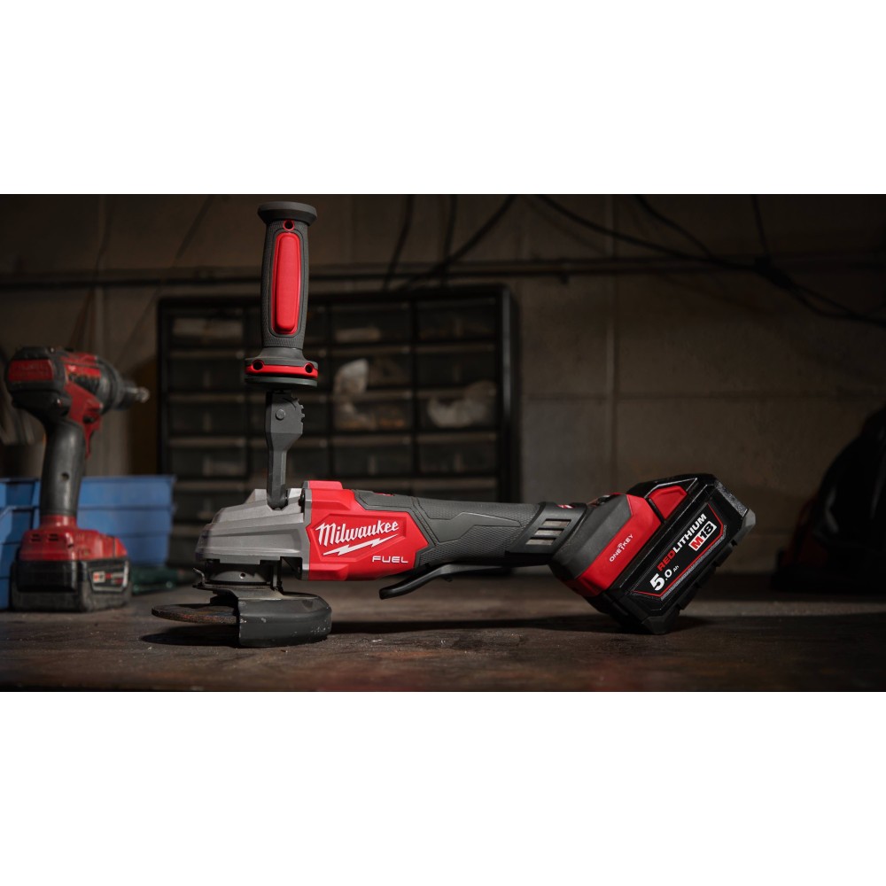 Аккумуляторная угловая шлифовальная машина Milwaukee M18 FUEL FSAGSVO125X-0X