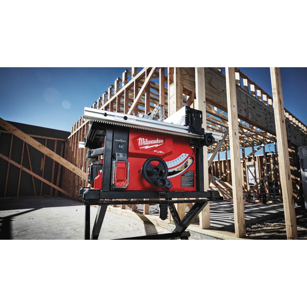 Настольная пила Milwaukee M18 FTS210-0 FUEL ONE-KEY