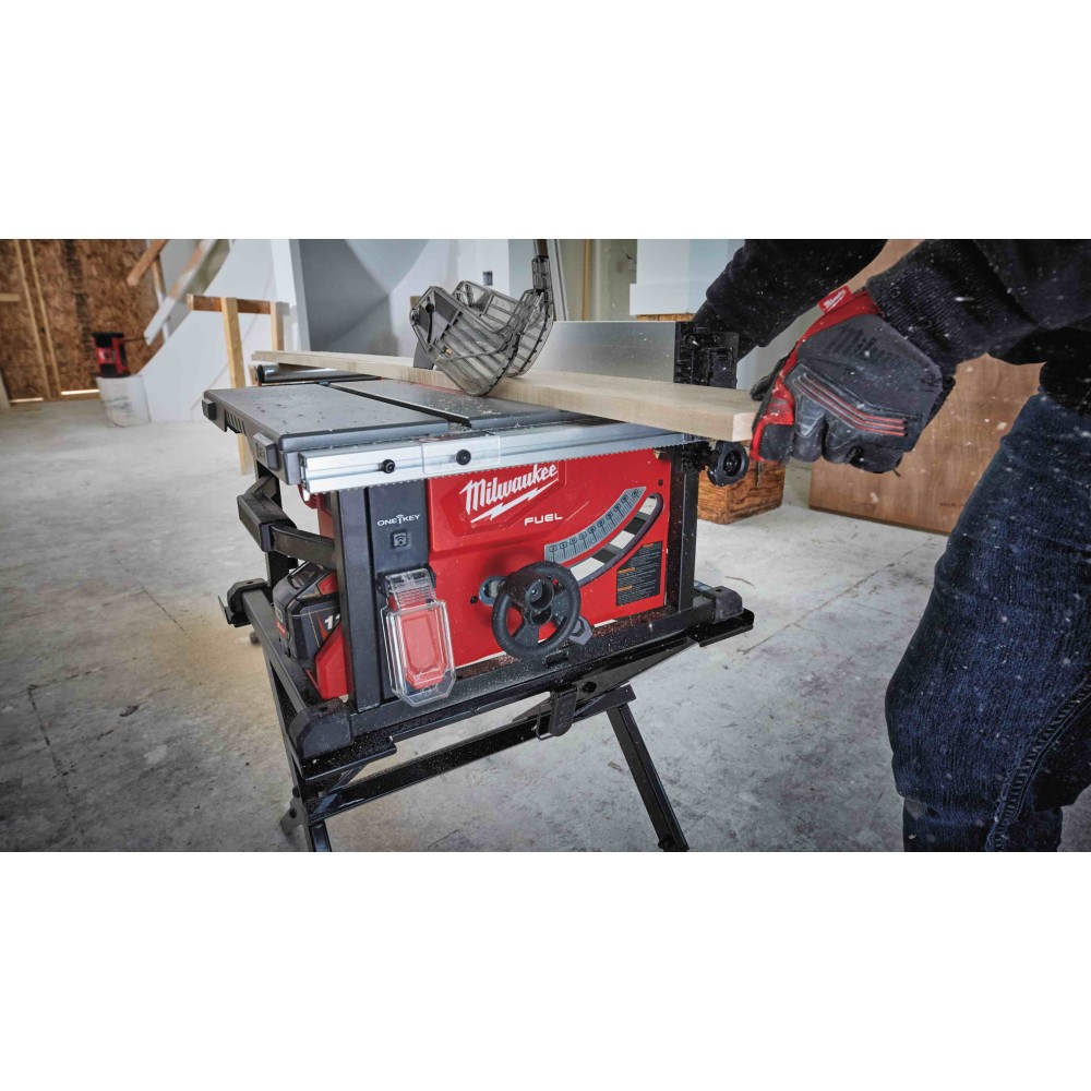 Настольная пила Milwaukee M18 FTS210-0 FUEL ONE-KEY