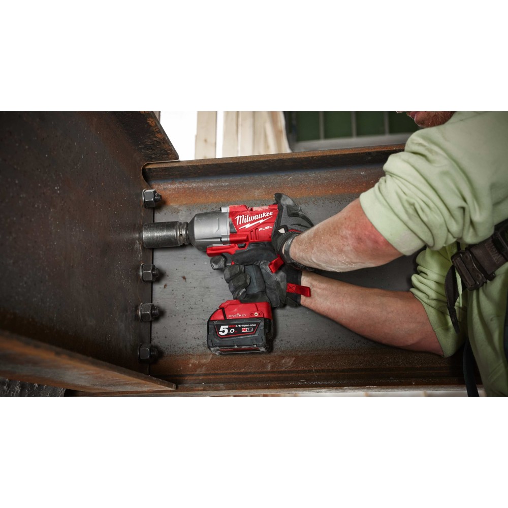 Аккумуляторный импульсный гайковерт Milwaukee M18 FUEL ONEFHIWF12-502X