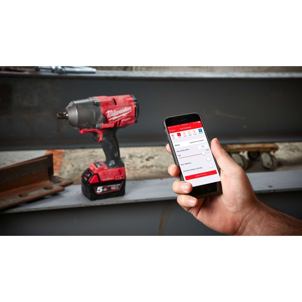 Аккумуляторный импульсный гайковерт Milwaukee M18 FUEL ONEFHIWP12-502X ONE-KEY