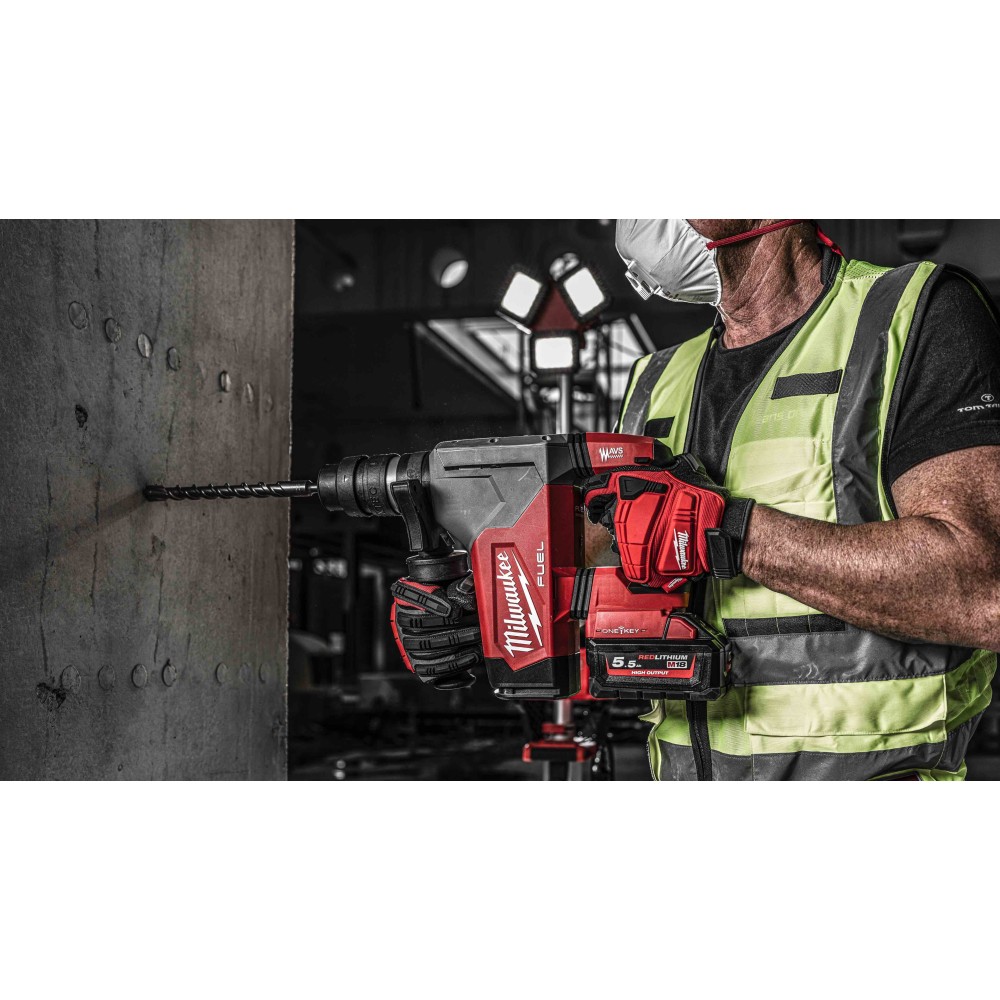 Аккумуляторный перфоратор с системой пылеудаления Milwaukee M18 FUEL ONEFHPXDEL-552C