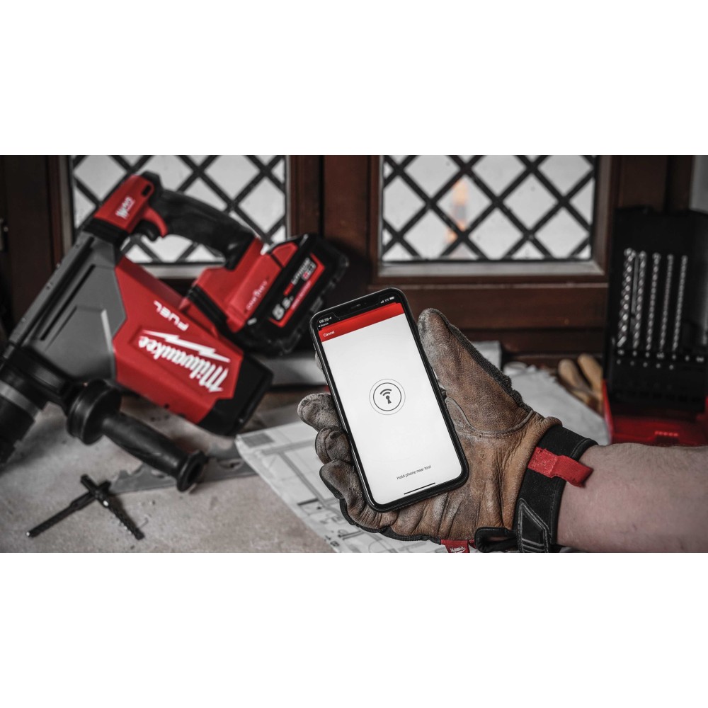 Аккумуляторный перфоратор Milwaukee M18 FUEL ONEFH-0X