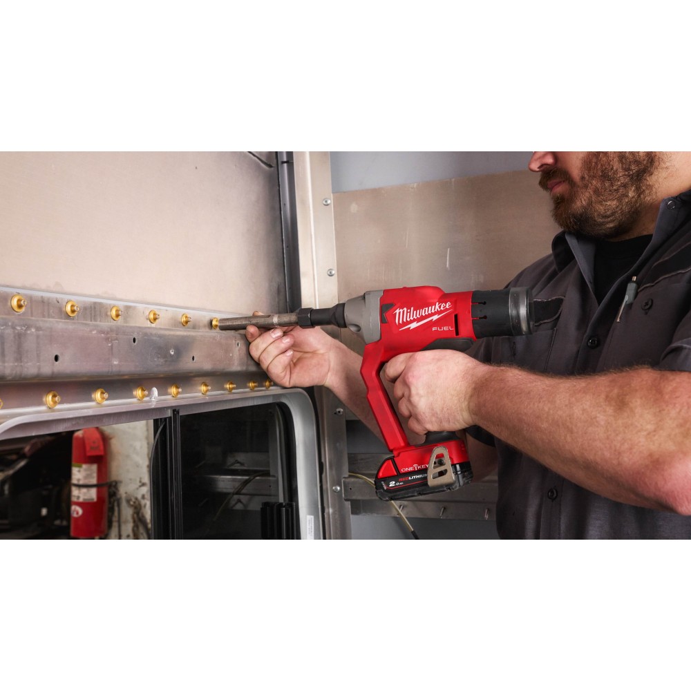 Аккумуляторный заклепочник Milwaukee M18 FUEL ONEFLT-502X