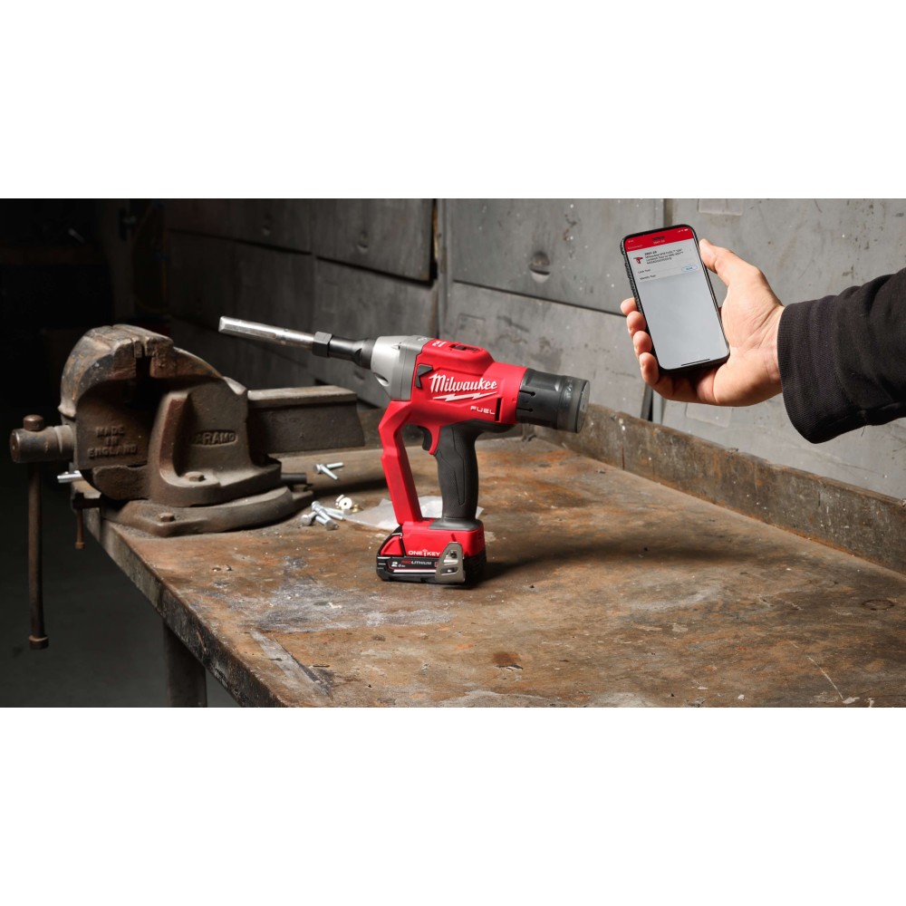 Аккумуляторный заклепочник Milwaukee M18 FUEL ONEFLT-502X