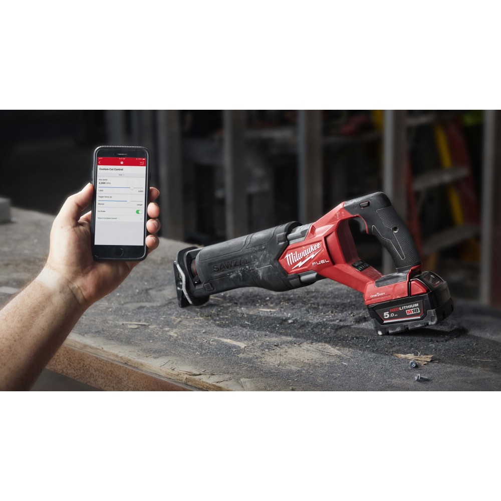 Аккумуляторная сабельная пила Milwaukee M18 FUEL ONEFSZ-0X