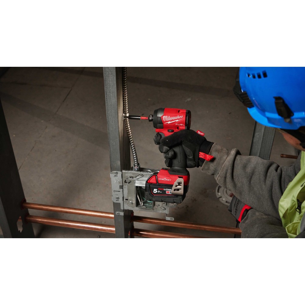 Аккумуляторный импульсный винтоверт Milwaukee M18 FUEL ONEID3-502X ONE-KEY