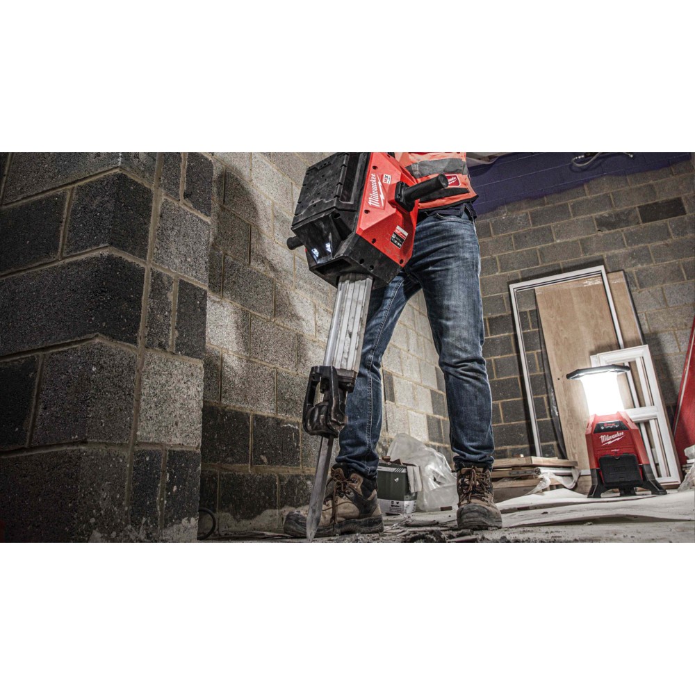 Фонарь Milwaukee M18 ONESLDP-0 ONE-KEY