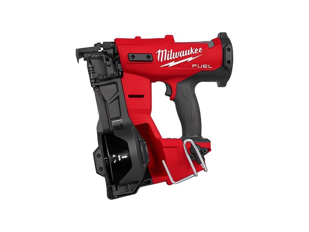 MILWAUKEE® обеспечивает удобство аккумуляторной работы при монтаже кровли