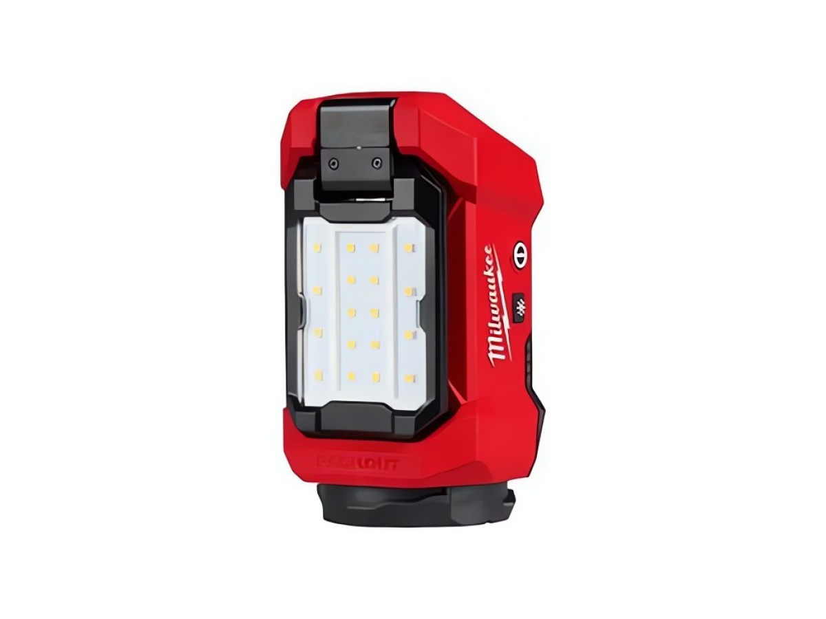 MILWAUKEE® расширяет возможности компактного формата с новым осветительным решением M12™