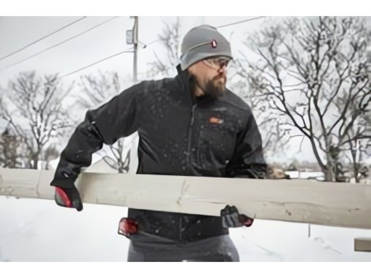 Milwaukee Tool представляет новое поколение курток M12™ TOUGHSHELL™